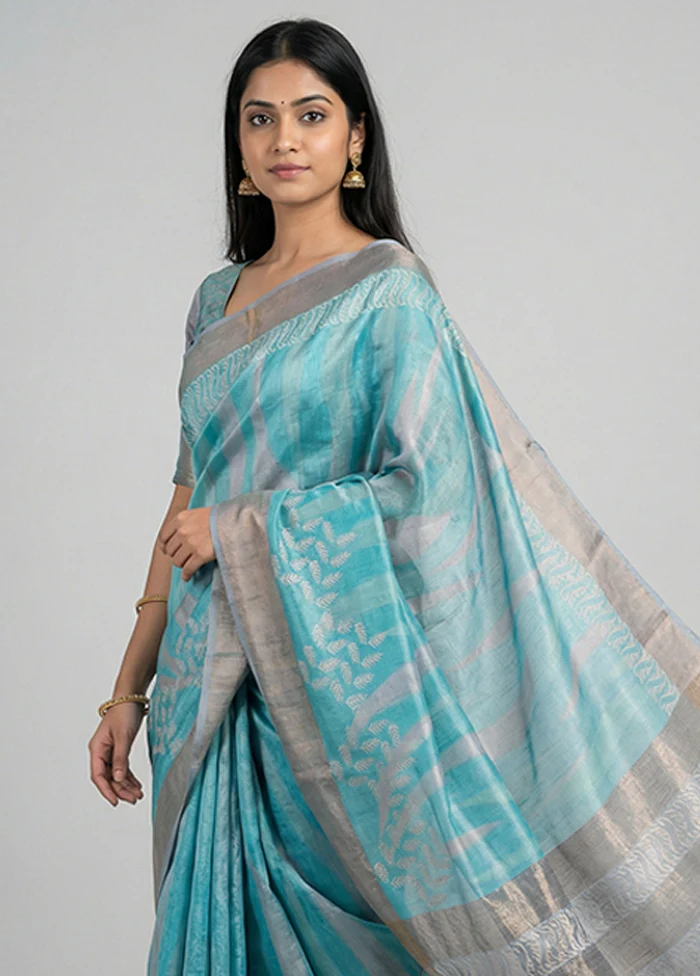 Blue Tussar Silk Saree With Blouse Piece - Image 2
