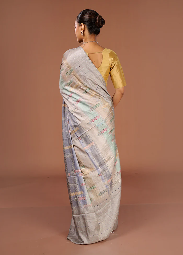 Blue Tussar Silk Saree With Blouse Piece - Image 3