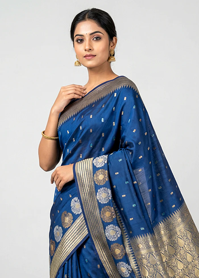 Blue Uppada Silk Saree With Blouse Piece - Image 2