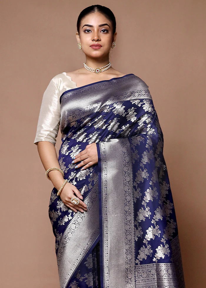 Blue Uppada Silk Saree With Blouse Piece - Image 2