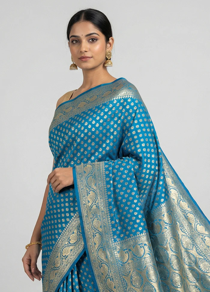 Blue Uppada Silk Saree With Blouse Piece - Image 2