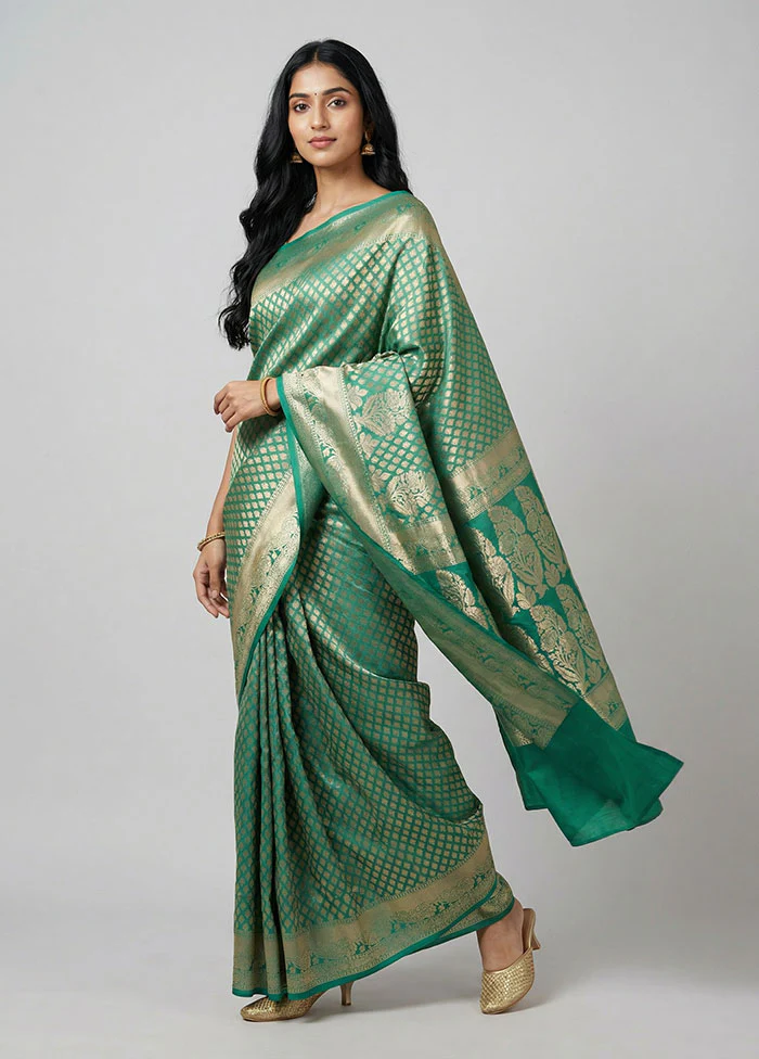 Blue Uppada Silk Saree With Blouse Piece