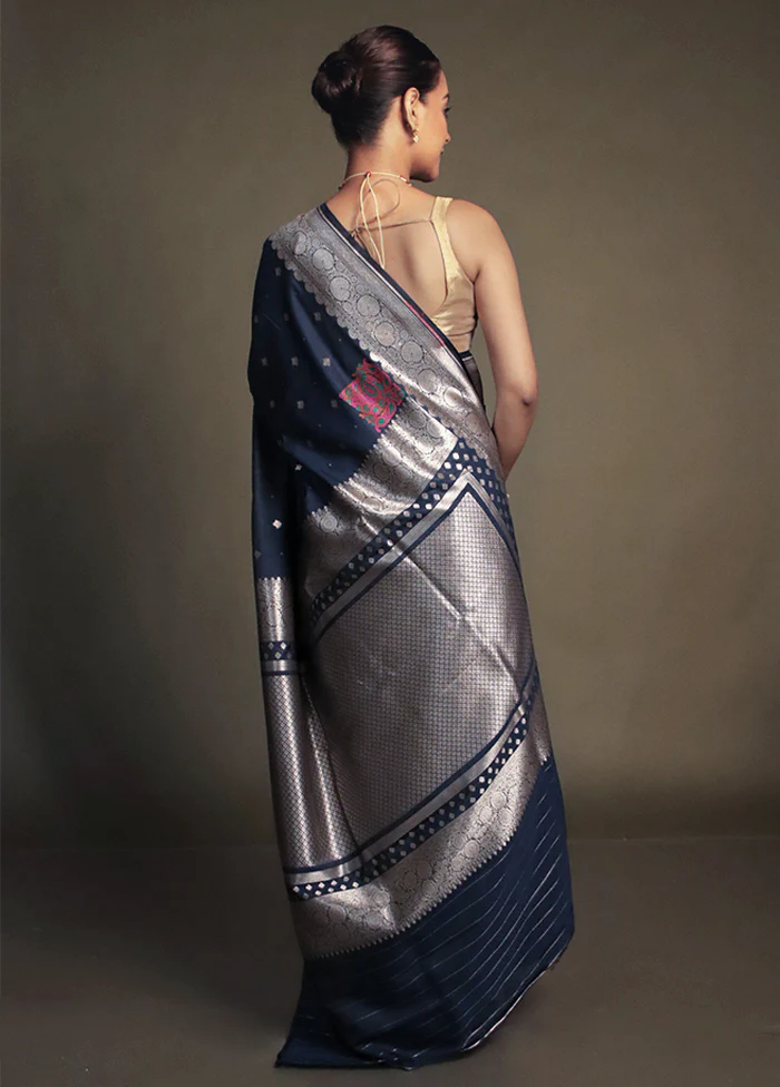 Blue Uppada Silk Saree With Blouse Piece - Image 3