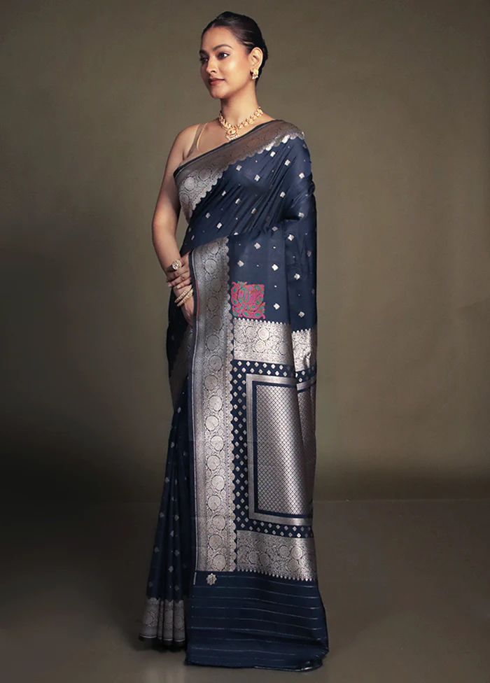 Blue Uppada Silk Saree With Blouse Piece - Image 4