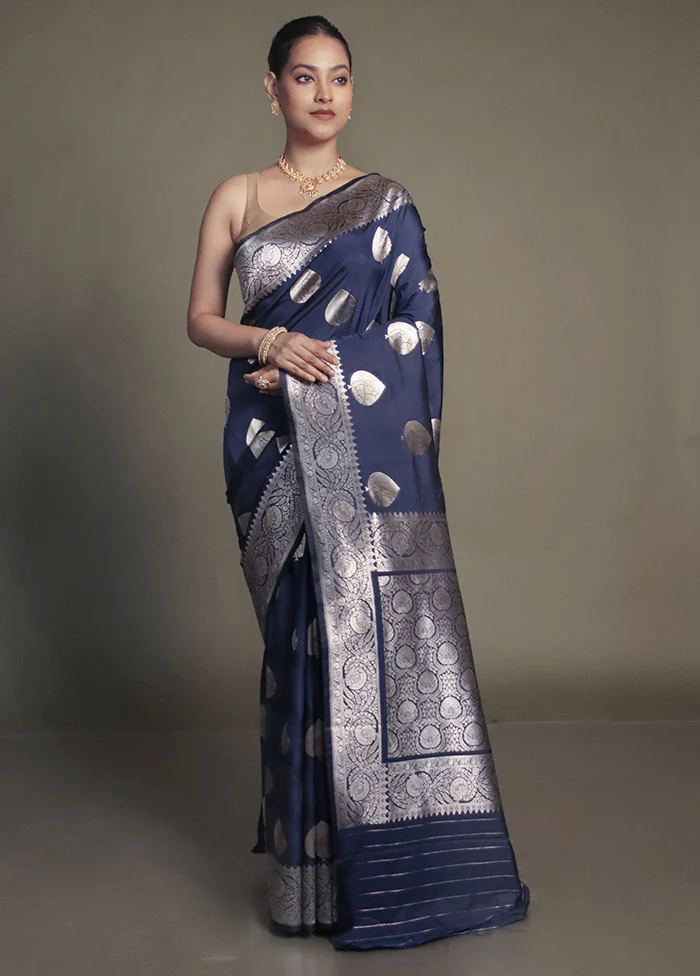 Blue Uppada Silk Saree With Blouse Piece