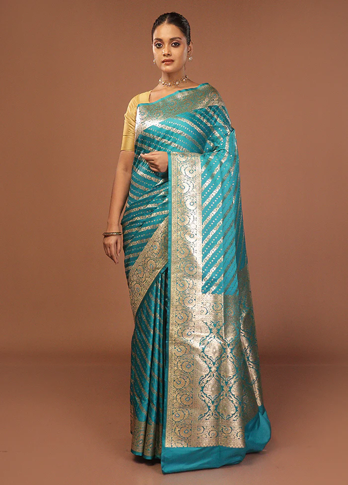 Blue Uppada Silk Saree With Blouse Piece - Image 2