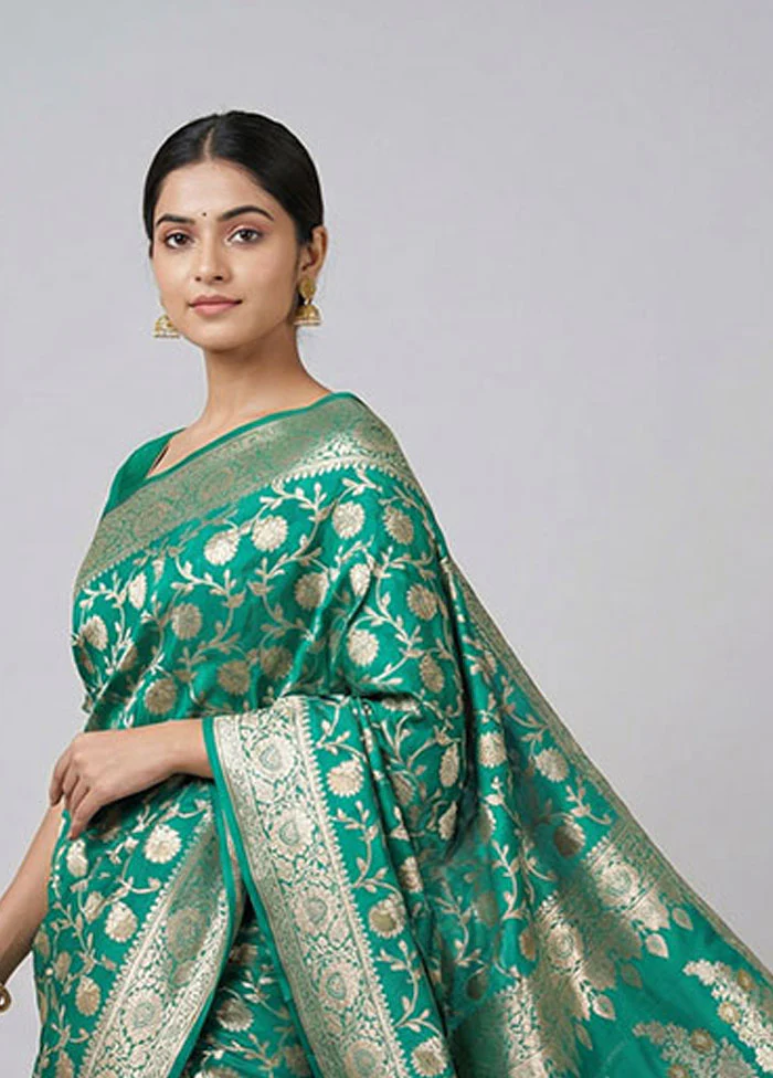 Blue Uppada Silk Saree With Blouse Piece - Image 2