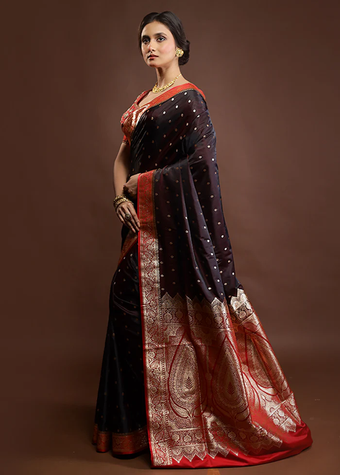 Brown Banarasi Silk Saree With Blouse Piece - Image 4