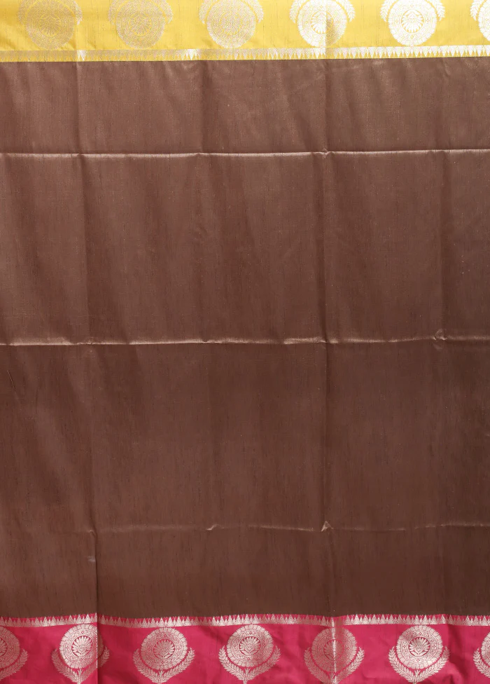 Brown Cotton Saree With Blouse Piece - Image 5