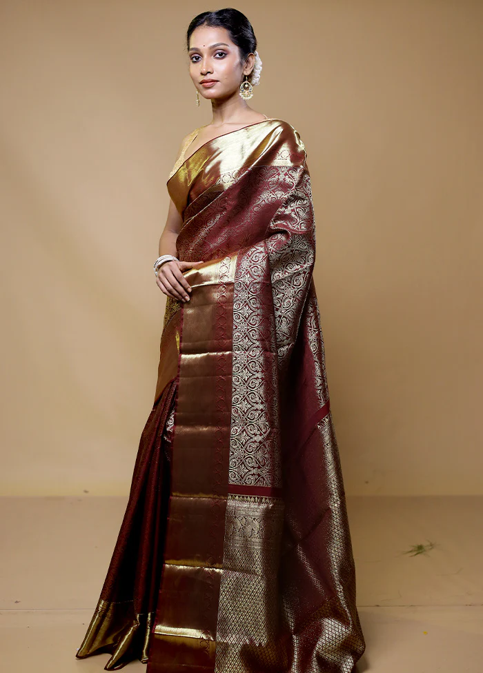 Brown Handloom Kanchipuram Pure Silk Saree With Blouse Piece - Image 4