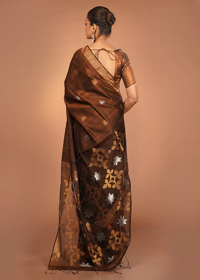 Brown Handloom Matka Pure Silk Saree With Blouse Piece - Image 3