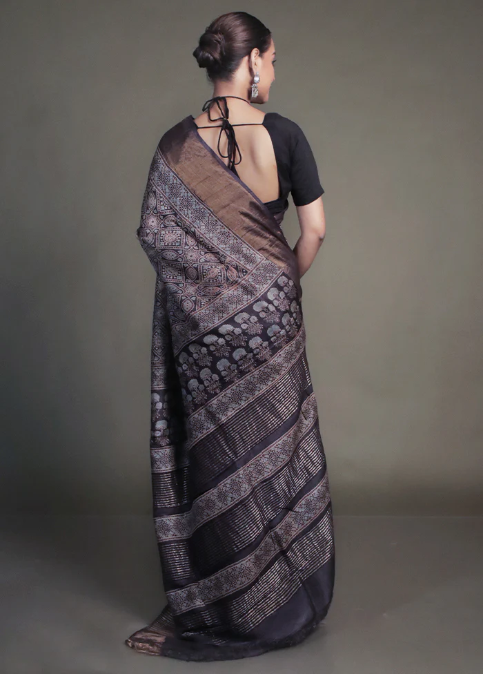 Brown Handloom Tussar Pure Silk Saree With Blouse Piece - Image 3