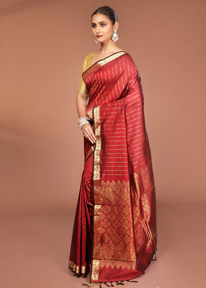 Brown Kanjivaram Silk Saree With Blouse Piece - Image 4