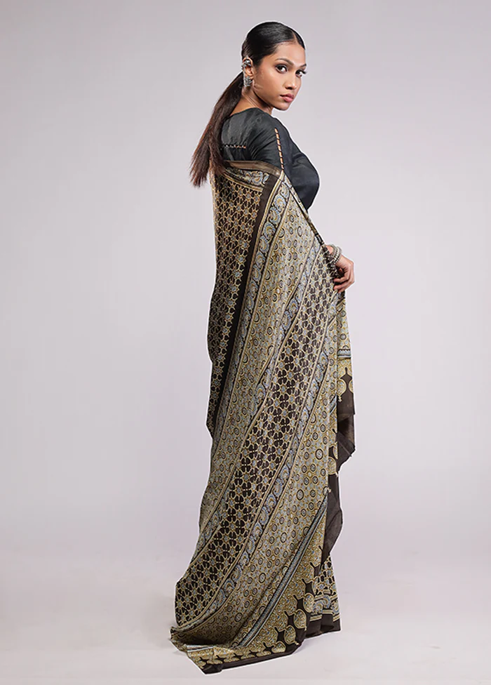 Brown Printed Silk Saree Without Blouse Piece - Image 4