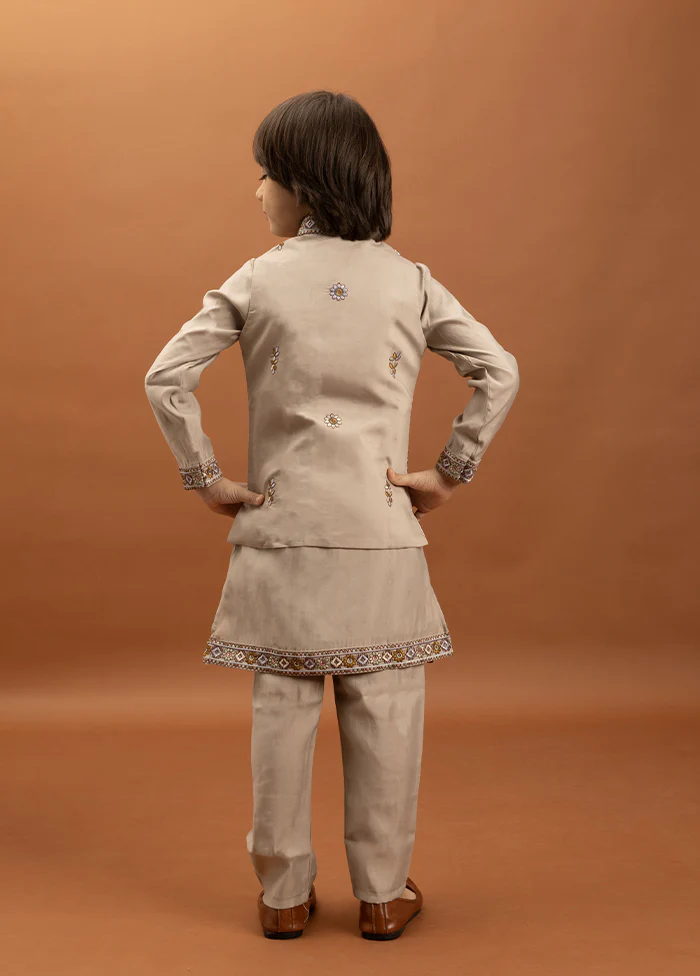 Brown Viscose Kurta & Pajama Set - Image 3