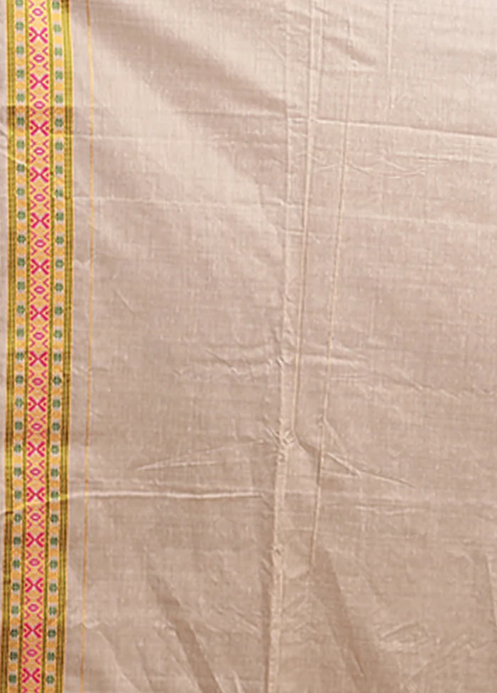 Cream Assam Silk Saree With Blouse Piece - Image 5