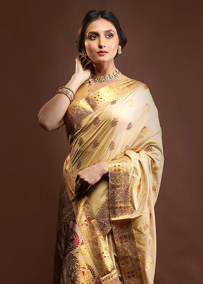 Cream Assam Silk Saree With Blouse Piece