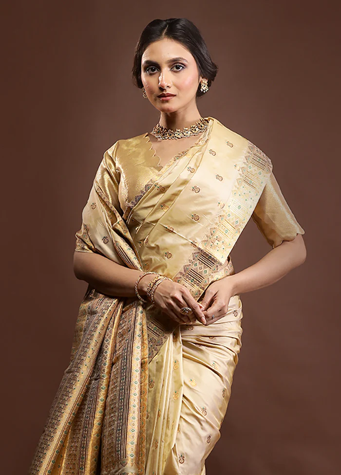 Cream Assam Silk Saree With Blouse Piece