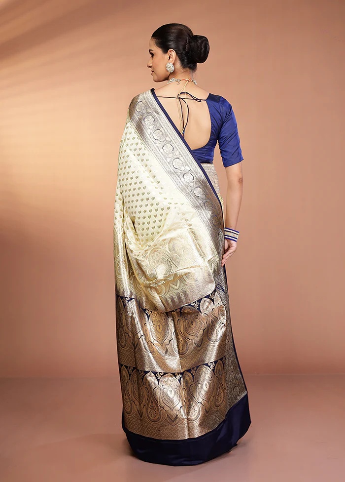 Cream Banarasi Silk Saree With Blouse Piece - Image 3