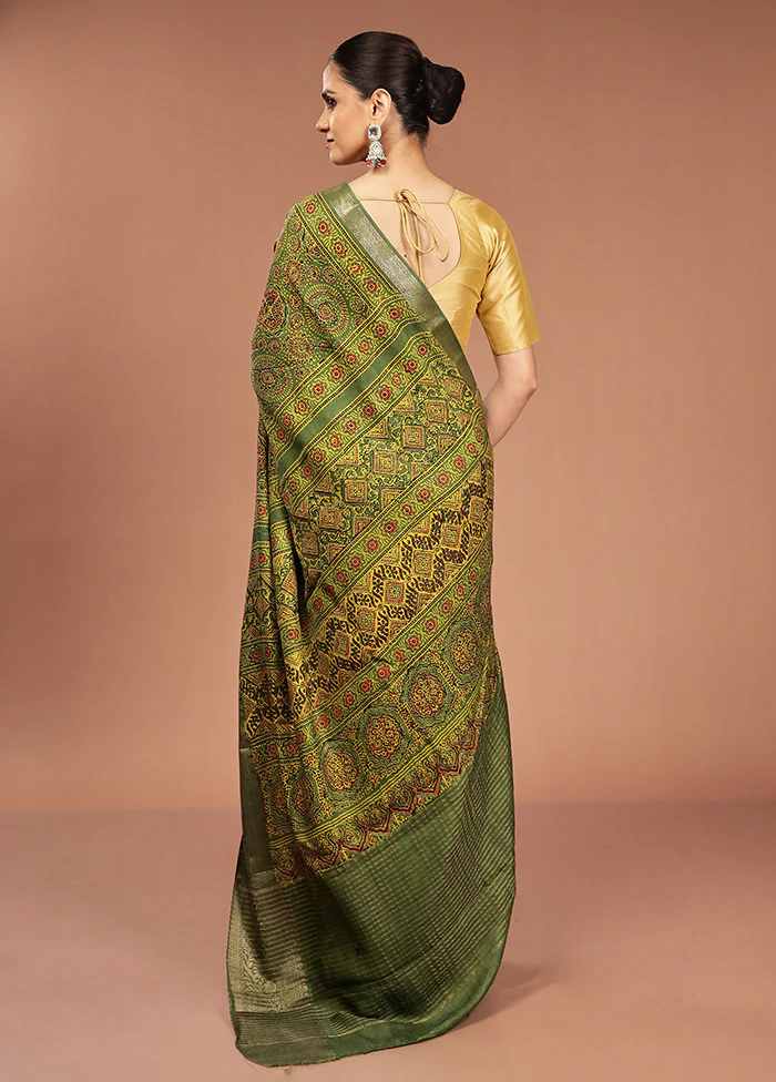 Cream Chanderi Cotton Saree With Blouse Piece - Image 3