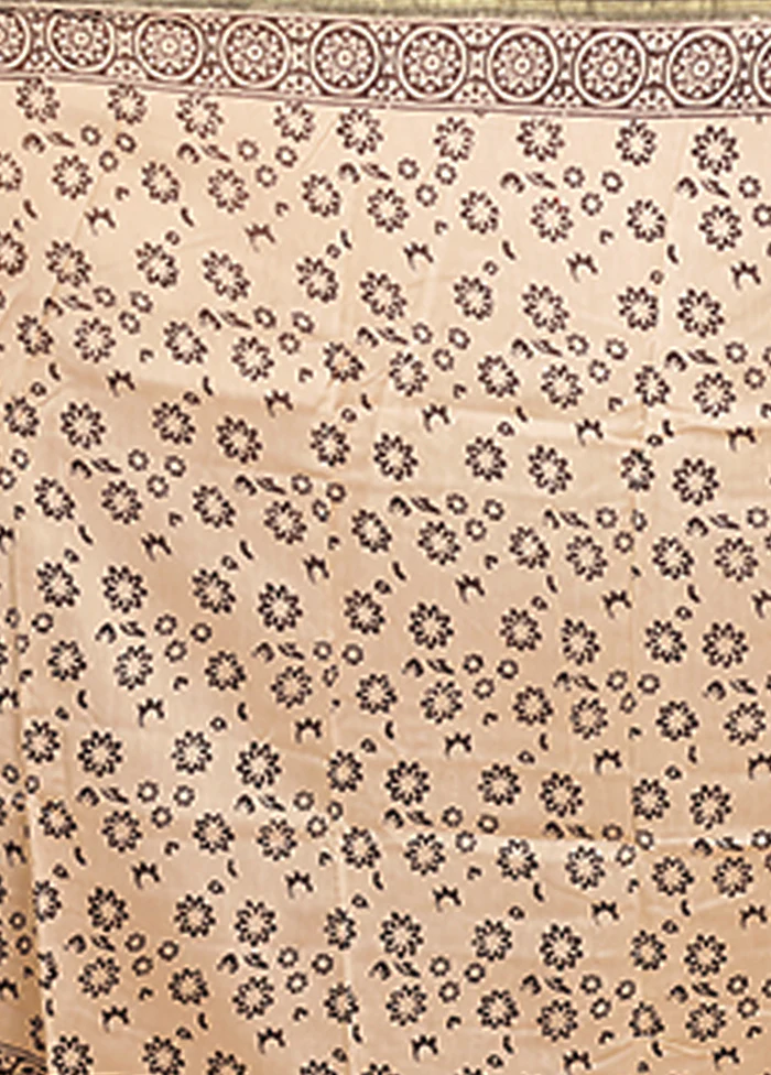 Cream Chanderi Silk Saree With Blouse Piece - Image 5