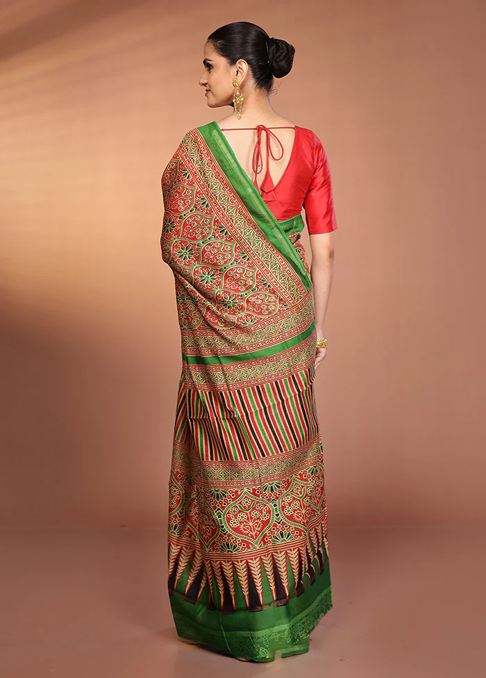 Cream Chanderi Silk Saree With Blouse Piece - Image 3