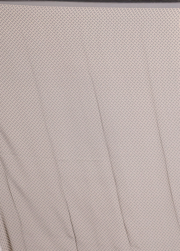 Cream Chiffon Silk Saree With Blouse Piece - Image 5