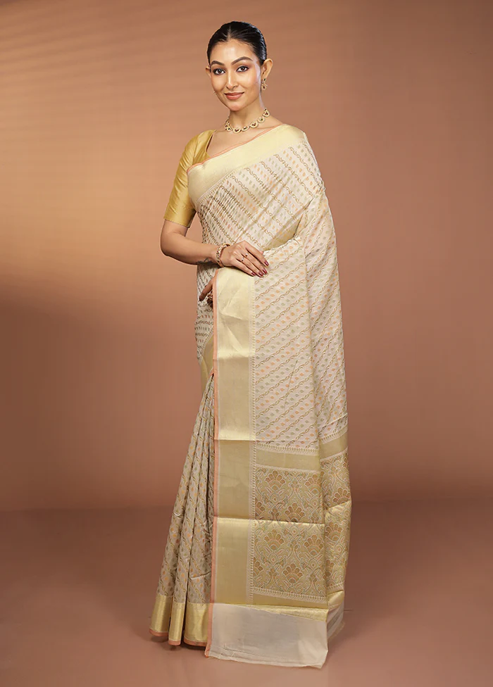 Cream Cotton Saree With Blouse Piece - Image 4