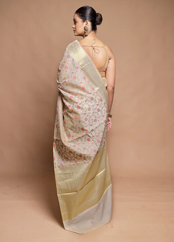 Cream Cotton Saree With Blouse Piece - Image 3