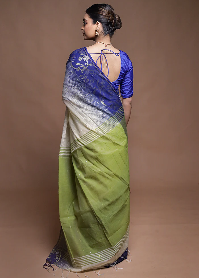 Cream Cotton Saree With Blouse Piece - Image 3