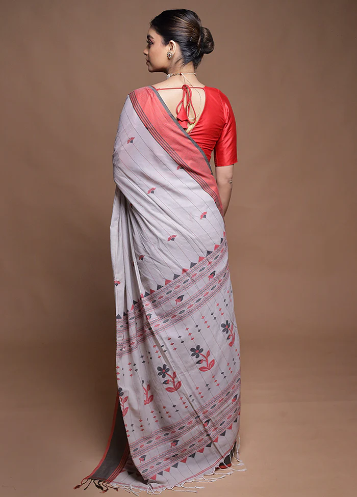 Cream Cotton Saree With Blouse Piece - Image 3