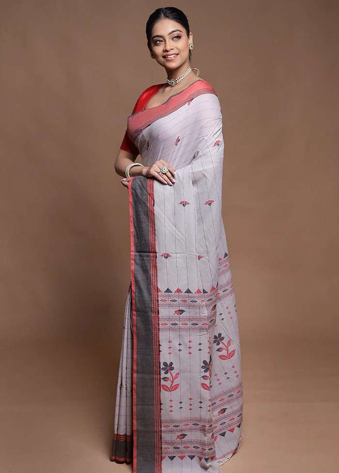Cream Cotton Saree With Blouse Piece - Image 4