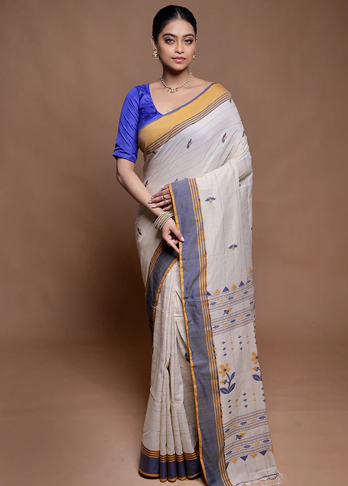 Cream Cotton Saree With Blouse Piece