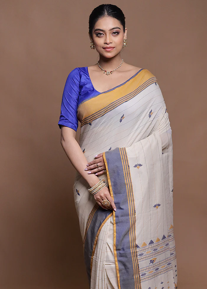 Cream Cotton Saree With Blouse Piece - Image 2