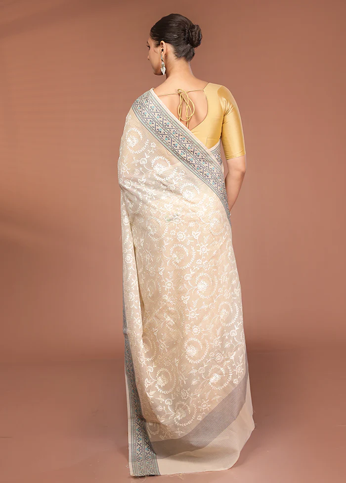 Cream Cotton Saree With Blouse Piece - Image 3
