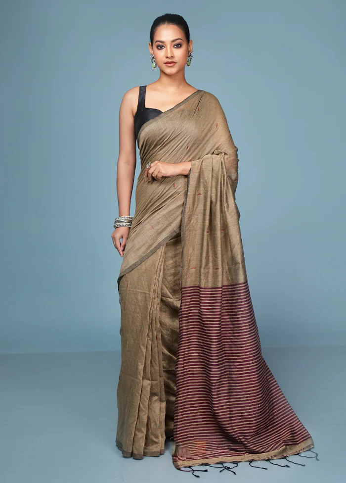 Cream Cotton Saree With Blouse Piece - Image 2