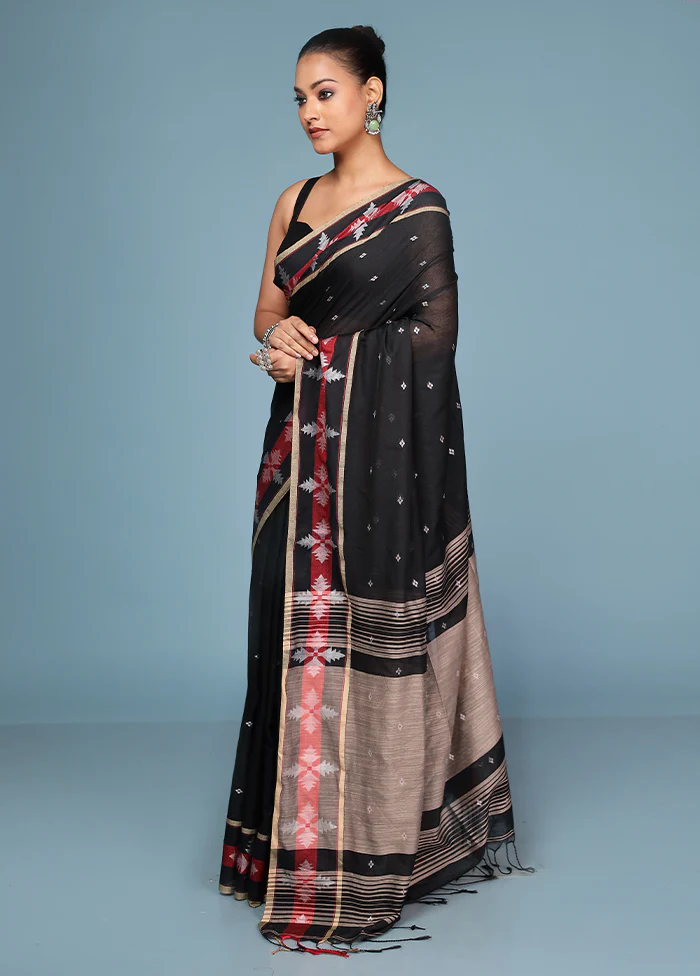 Black Cotton Saree With Blouse Piece - Image 4