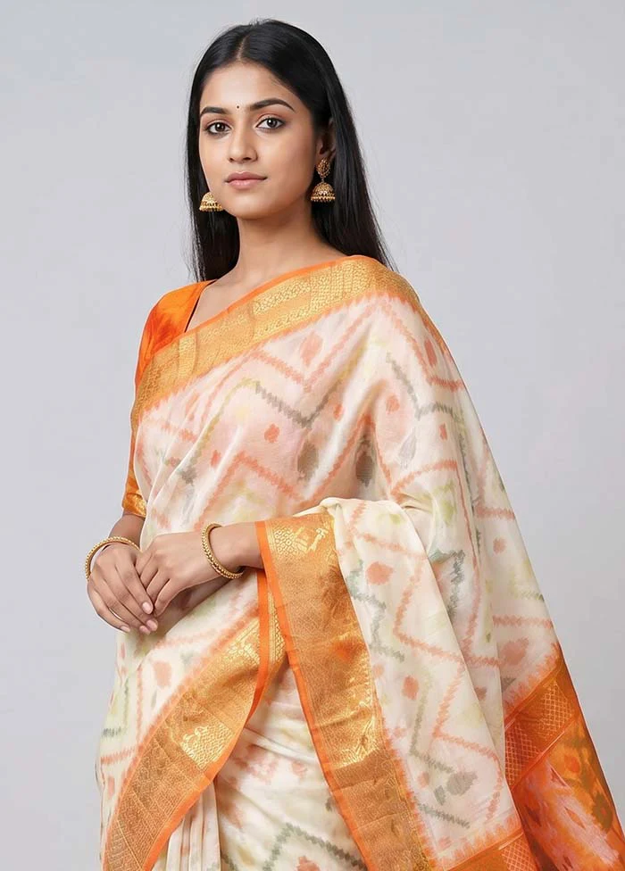 Cream Cotton Saree With Blouse Piece - Image 2