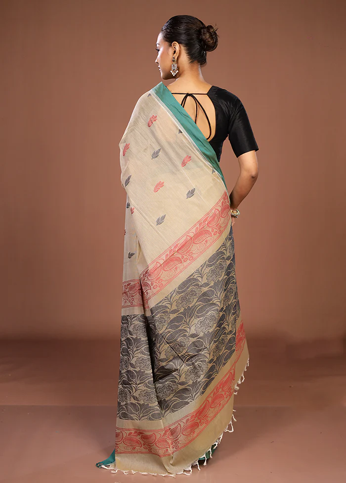 Cream Cotton Saree With Blouse Piece - Image 3