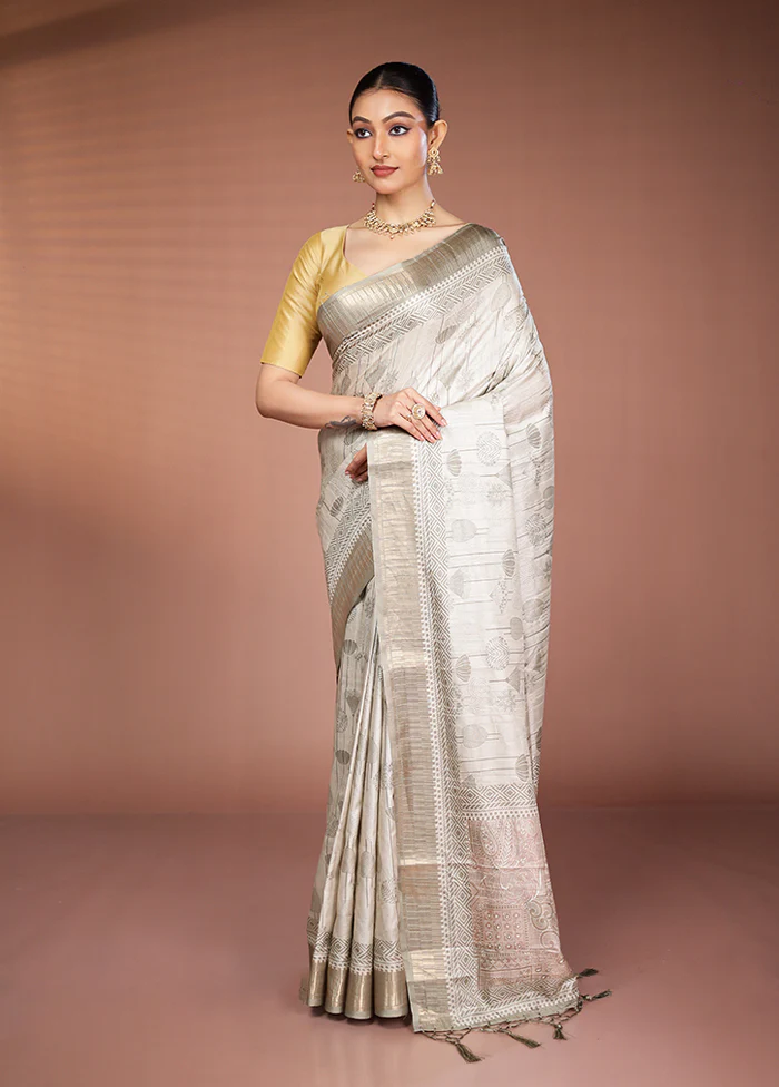 Cream Dupion Silk Saree With Blouse Piece - Image 4