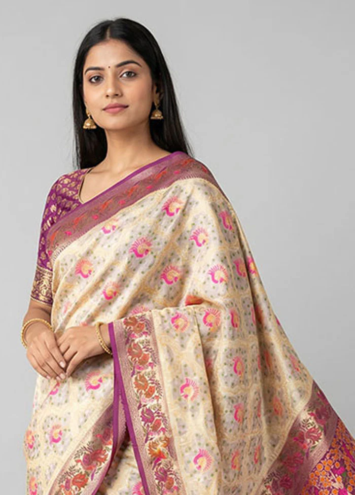 Cream Dupion Silk Saree With Blouse Piece - Image 2