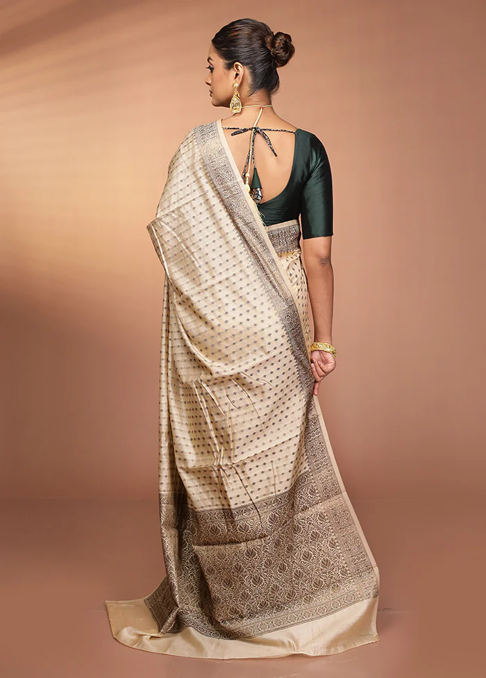 Cream Dupion Silk Saree With Blouse Piece - Image 3