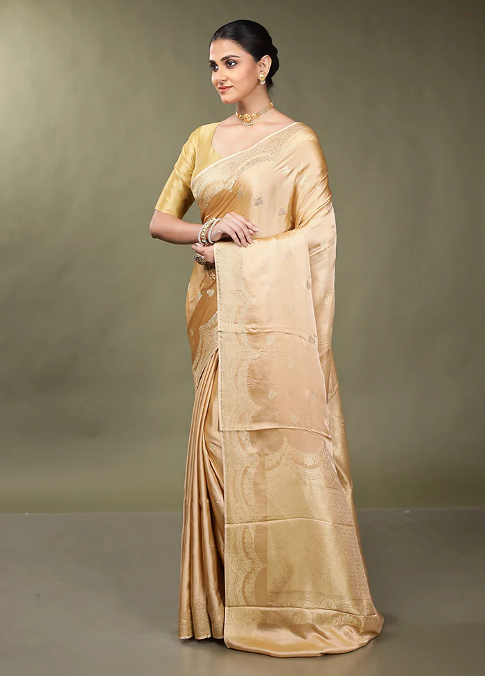 Cream Dupion Silk Saree With Blouse Piece - Image 4