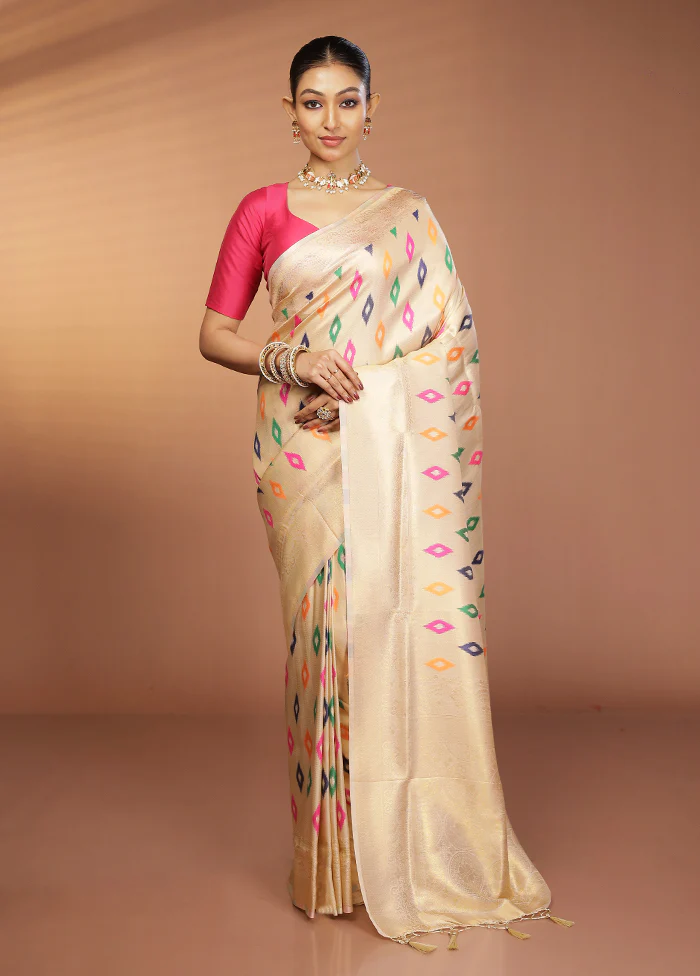 Cream Dupion Silk Saree With Blouse Piece - Image 2