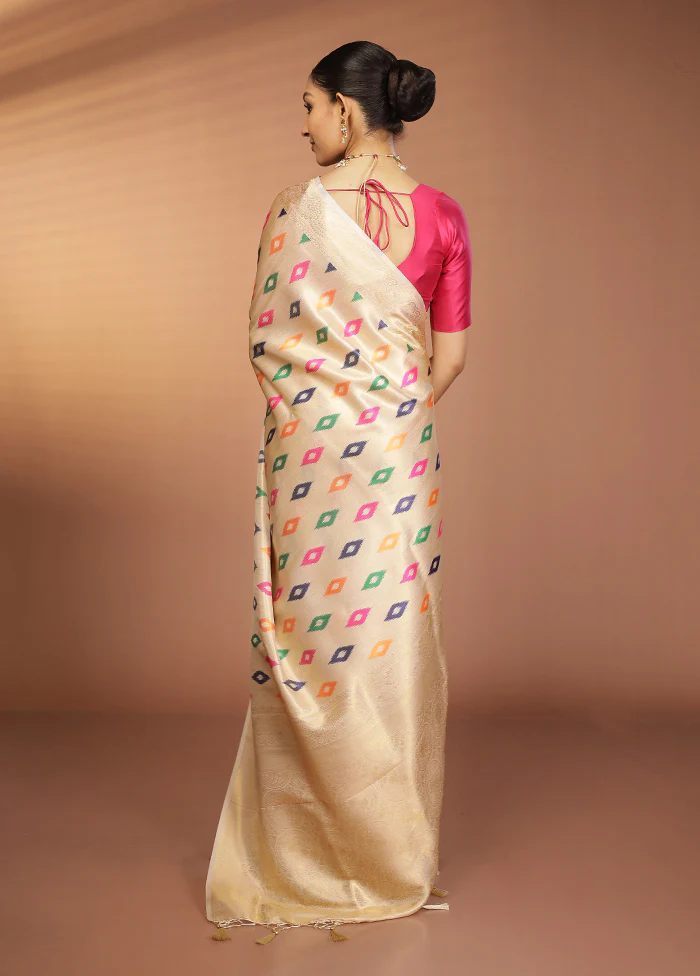 Cream Dupion Silk Saree With Blouse Piece - Image 3