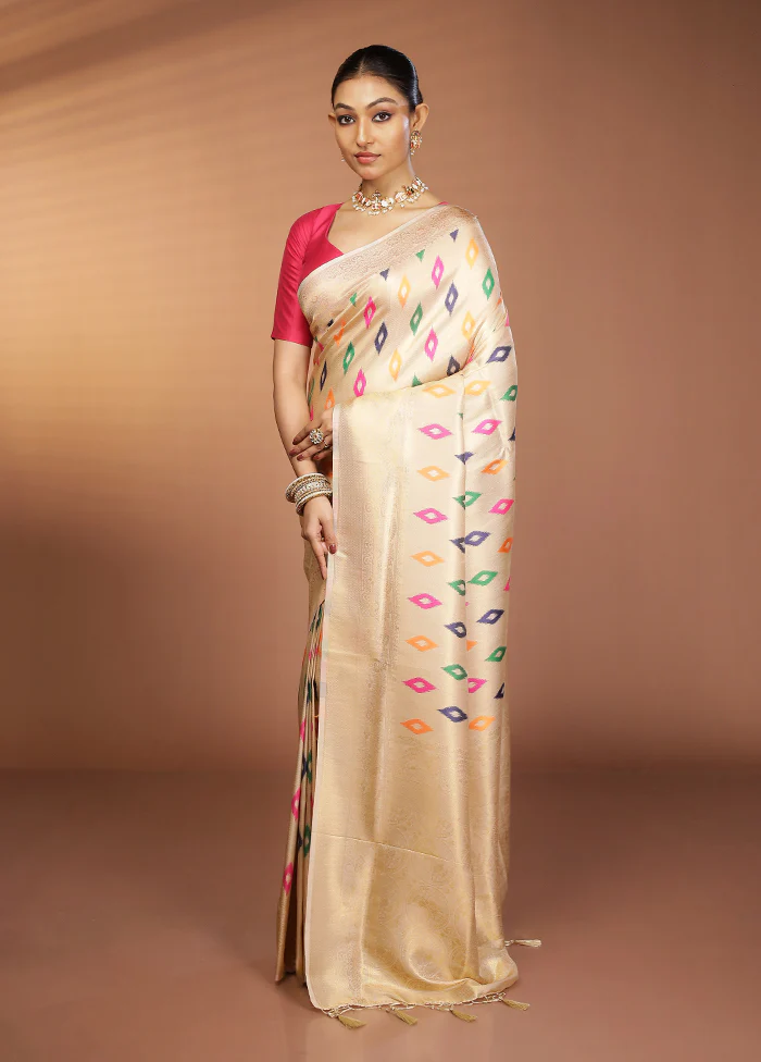 Cream Dupion Silk Saree With Blouse Piece - Image 4