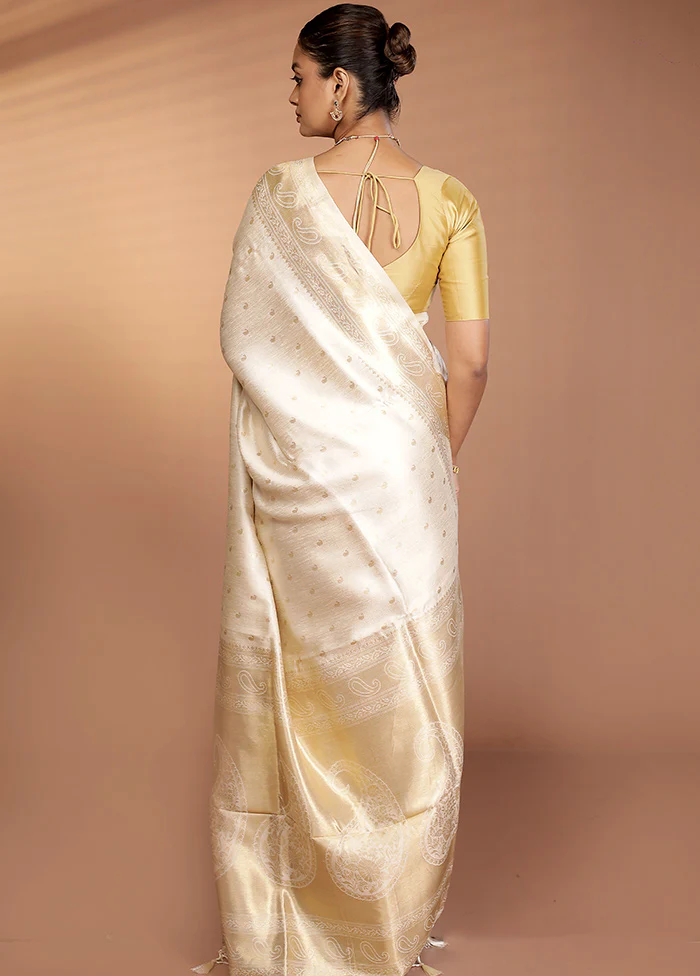 Cream Dupion Silk Saree With Blouse Piece - Image 3