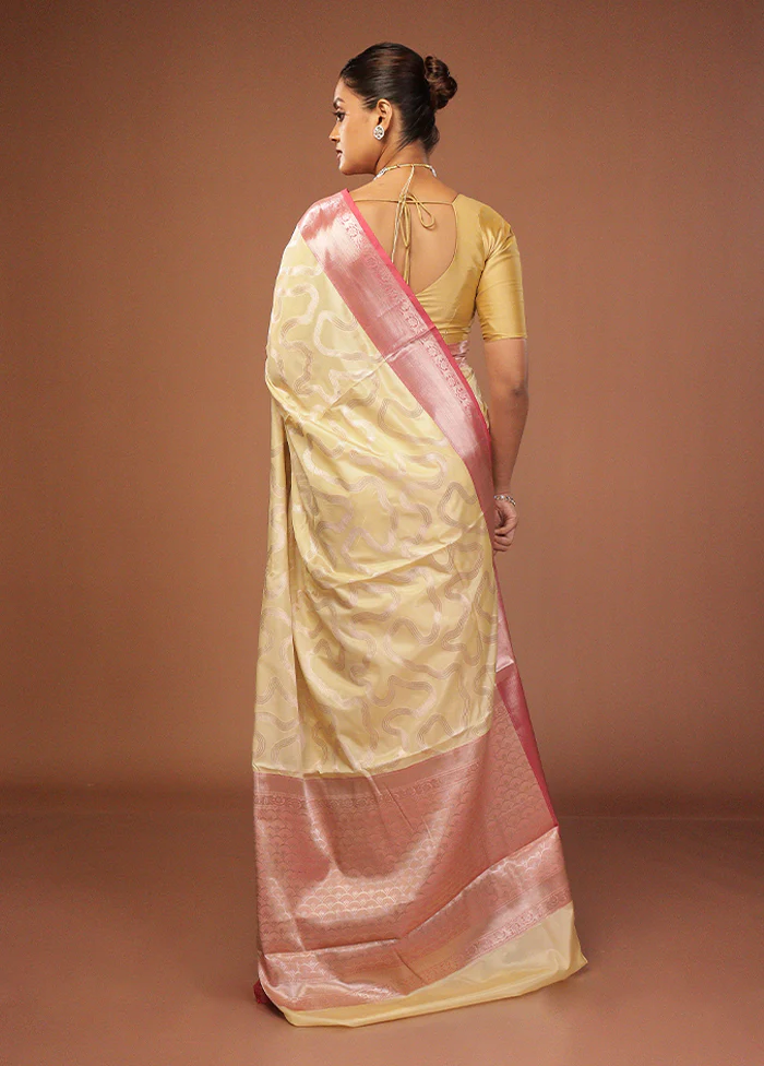 Yellow Dupion Silk Saree With Blouse Piece - Image 3