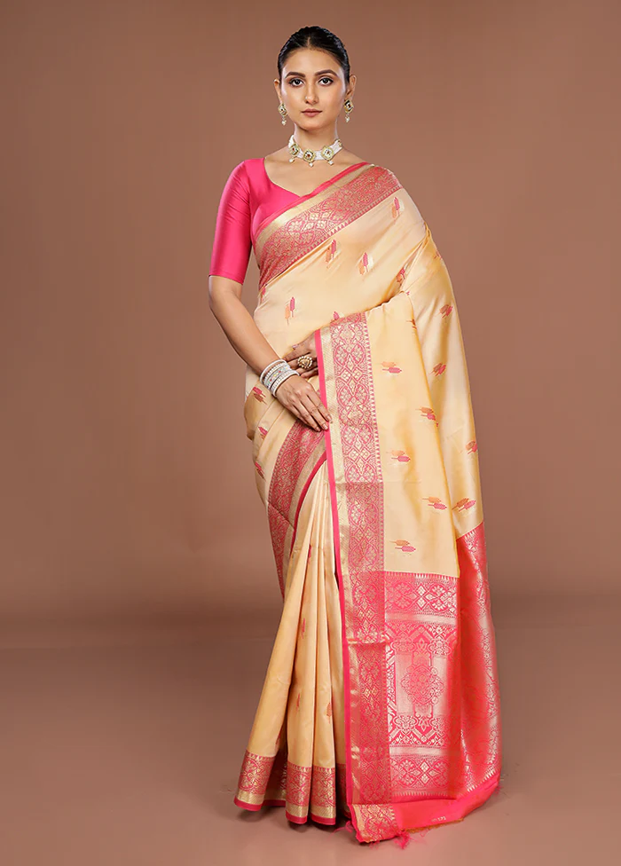 Cream Dupion Silk Saree With Blouse Piece - Image 2