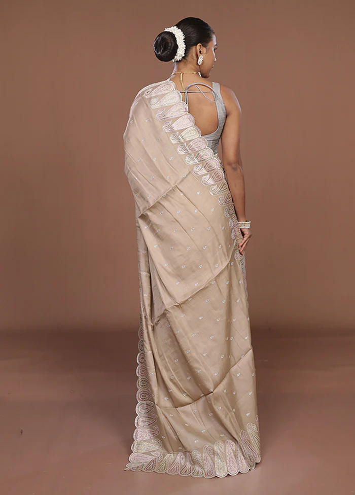 Cream Dupion Silk Saree With Blouse Piece - Image 3